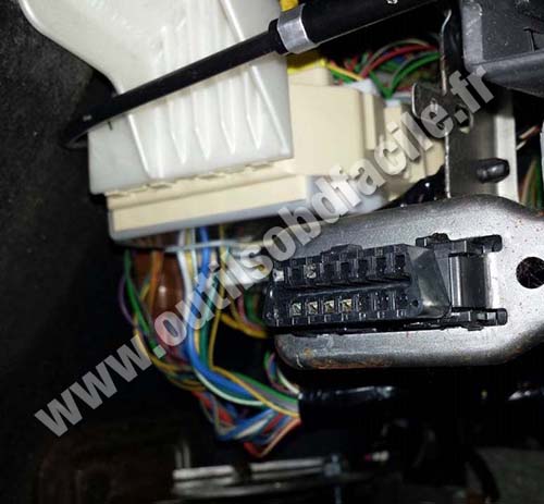 Suzuki SX4 connecteur OBD