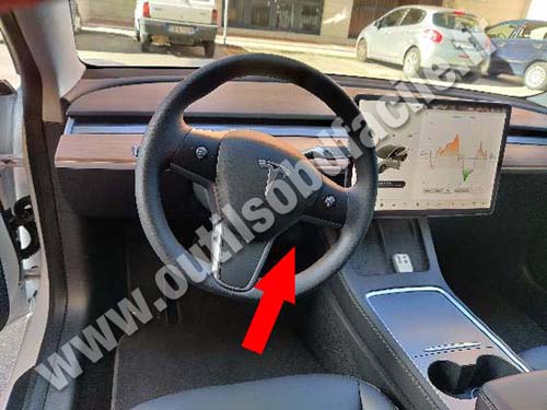 Tesla Model 3 - Pédalier