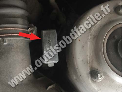 Toyota Corolla 8 - Cache plastique