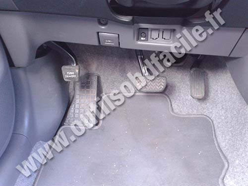Toyota Prius 2 pédale de frein