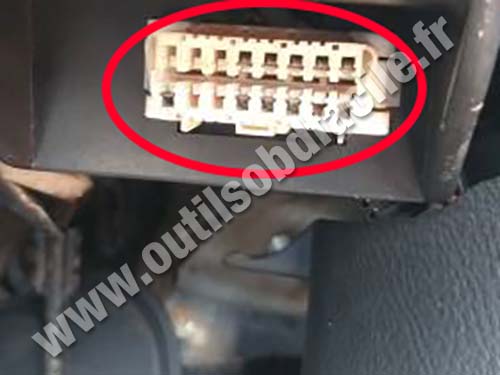 Toyota RAV4 XA30 - Prise OBD