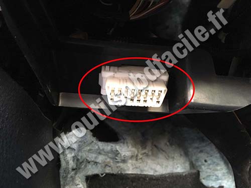 Toyota RAV4 - Prise OBD