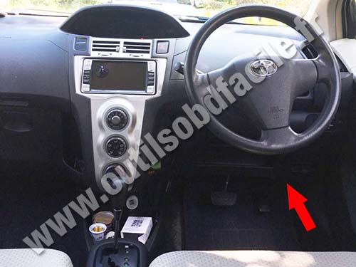 Toyota Vitz - Tableau de bord