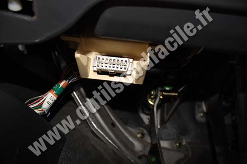 Toyota Yaris connecteur OBD
