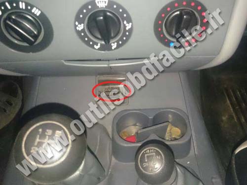 Uaz Patriot - Connecteur OBD