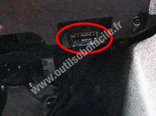 Vauxhall Corsa E - Prise OBD
