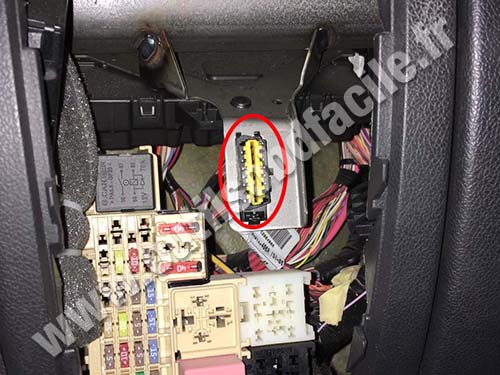 Opel Movano - Prise OBD