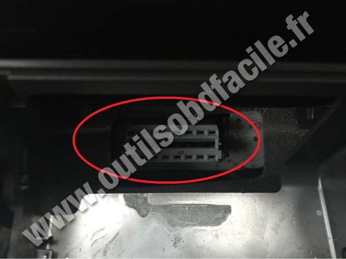Vauxhall Vectra C prise OBD II