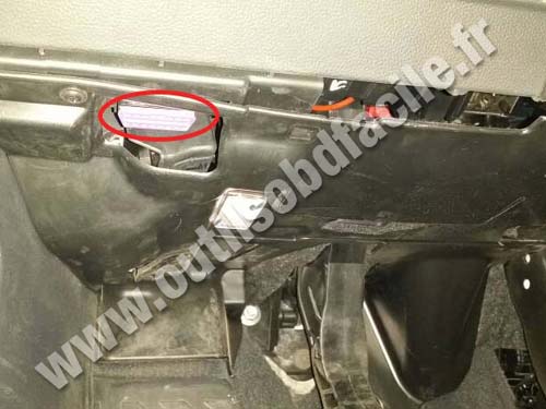 Volkswagen Passat (B8) - Connecteur EOBD