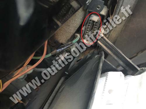Volkswagen Polo - Connecteur OBD 2