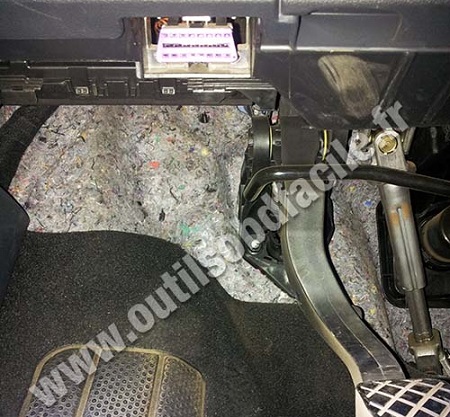 Volkswagen Polo V connecteur OBDII