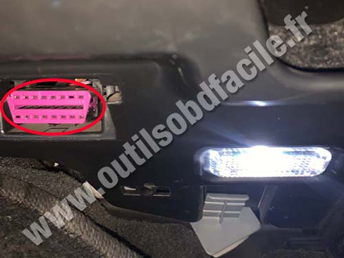 Volkswagen Touareg - Connecteur OBD