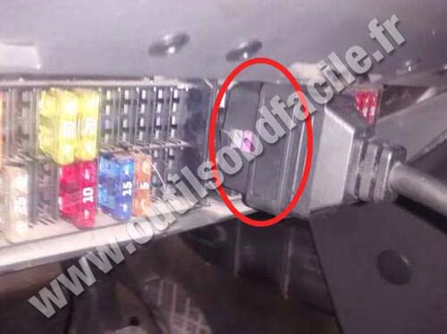 Volkswagen Touran 2 - Prise OBD II