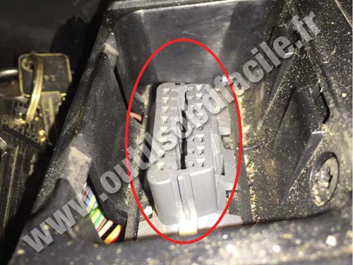 Volvo 850 - Connecteur OBD