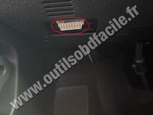 Volvo EX30 - Prise OBD