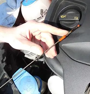 niveau d'huile moteur