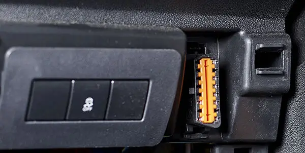 Connecteur OBD