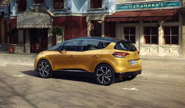 voiture hybride légère Scenic Hybrid Assist