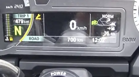 Voyant vidange sur moto BMW